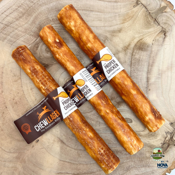 https://charly.si/uploads/products/055b0363-d44f-4ccb-883e-1fe150a985af/small/chewllagen-chicken-roll---zvecljiva-palcka-s-kolagenom.png